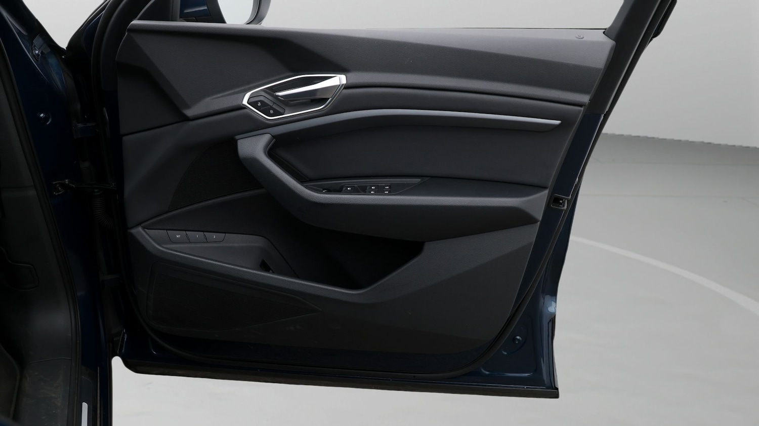 Used Audi e-tron 2022 for sale - 77610498: Photo 15