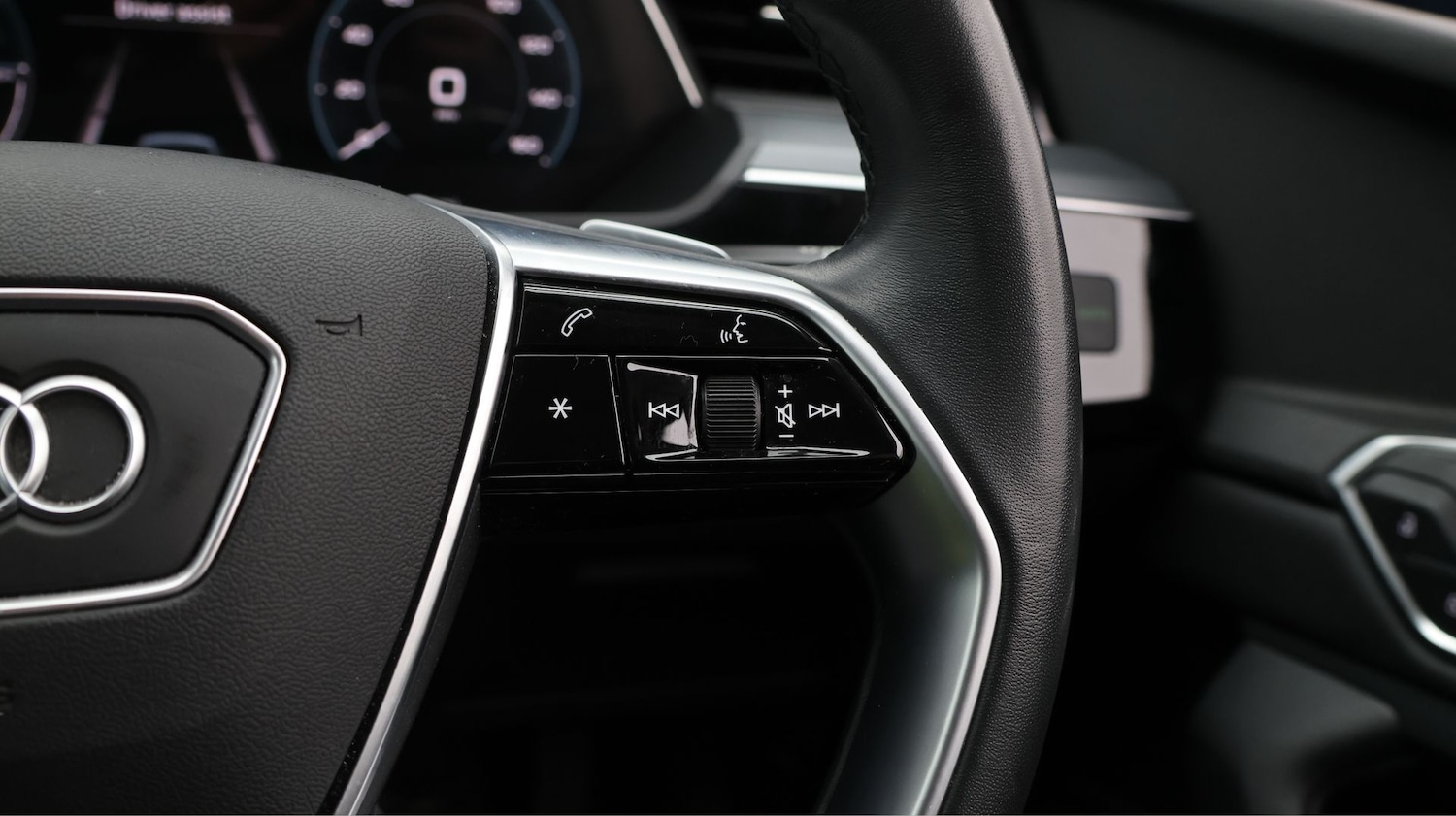 Used Audi e-tron 2022 for sale - 77610498: Photo 22