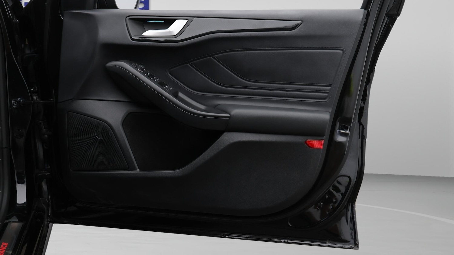 Used Ford Focus 2023 for sale - 76137952: Photo 16