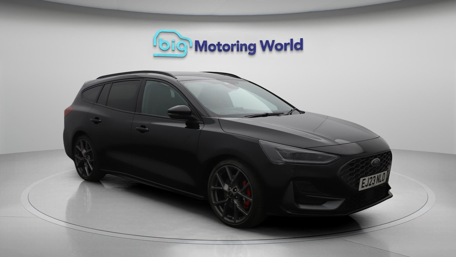 Used Ford Focus 2023 for sale - 76137952: Photo 2