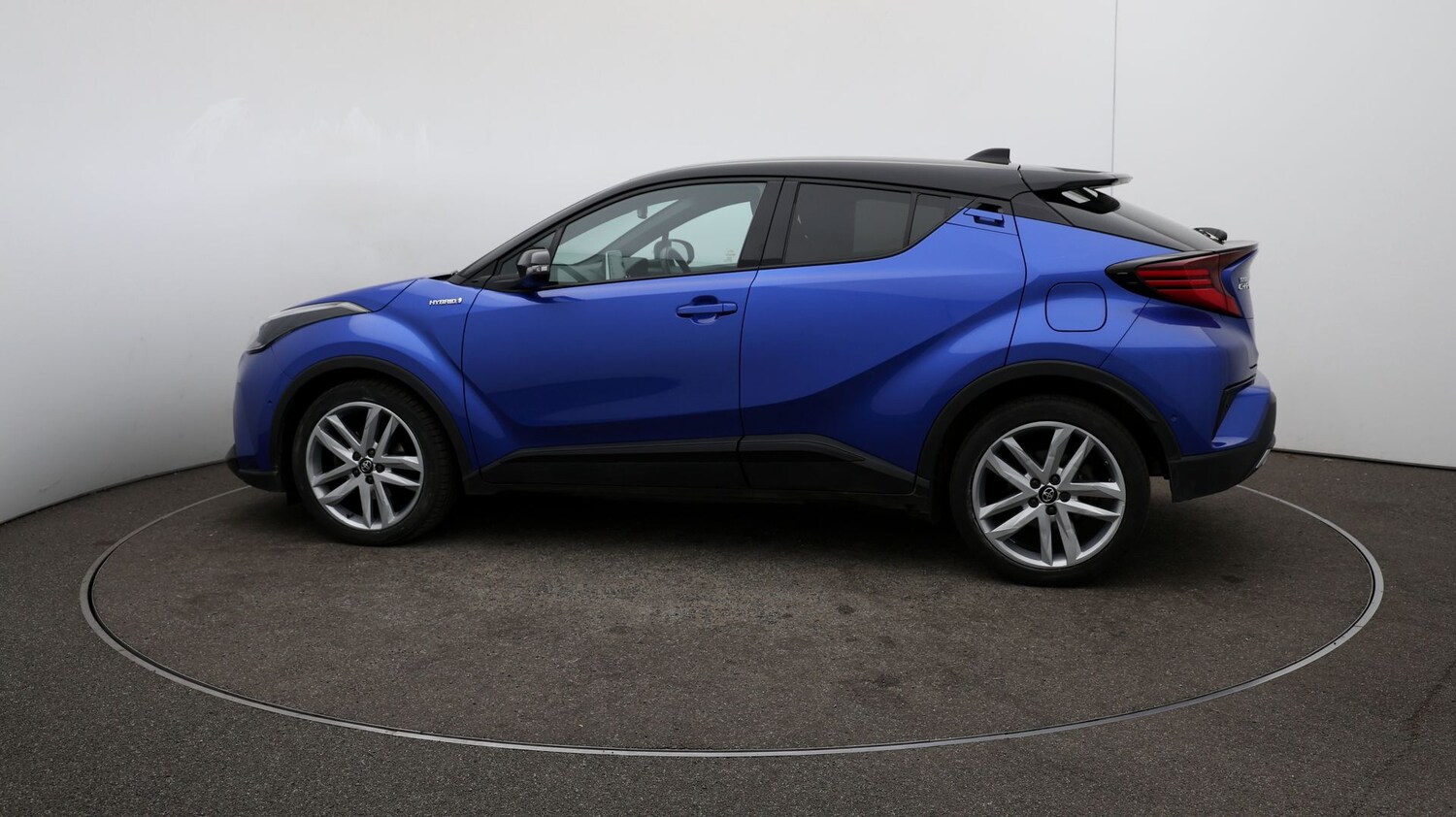 Used Toyota C-HR 2022 for sale - 76808449: Photo 52