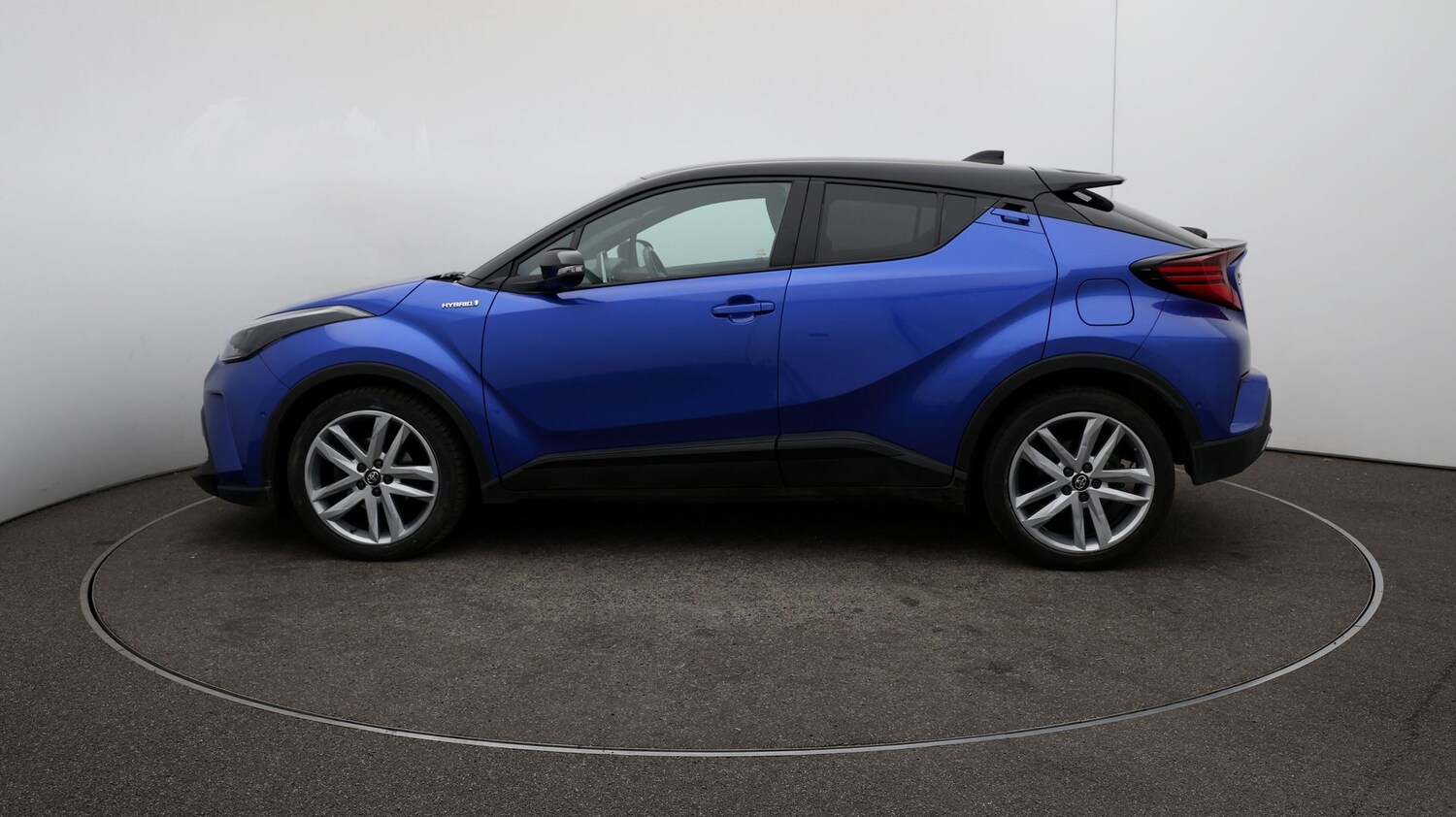 Used Toyota C-HR 2022 for sale - 76808449: Photo 58