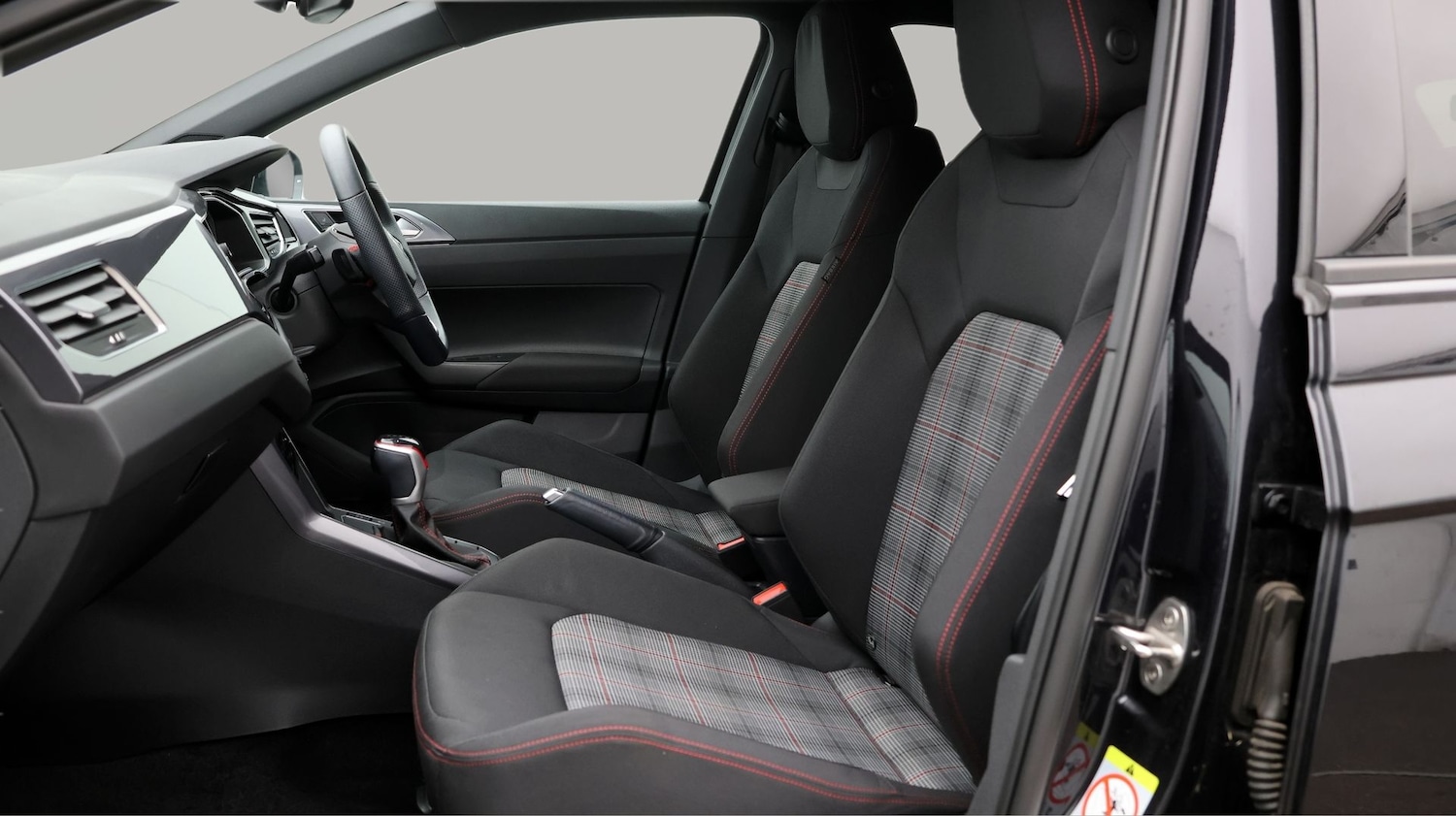 Used Volkswagen Polo 2023 for sale - 77530100: Photo 14