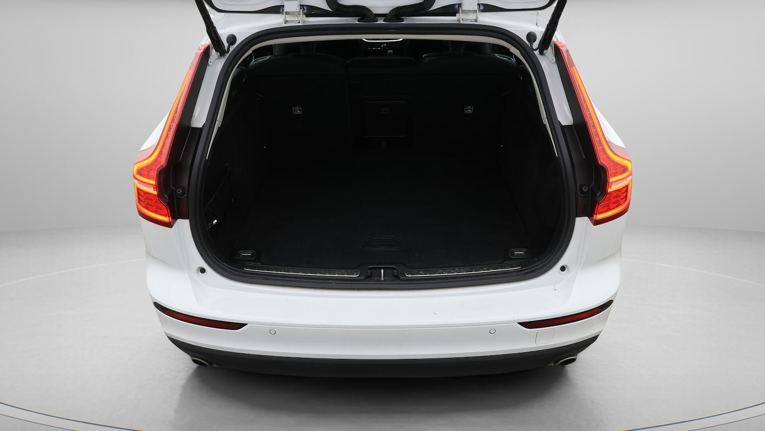 Used Volvo V60 2021 for sale - 76337373: Photo 18
