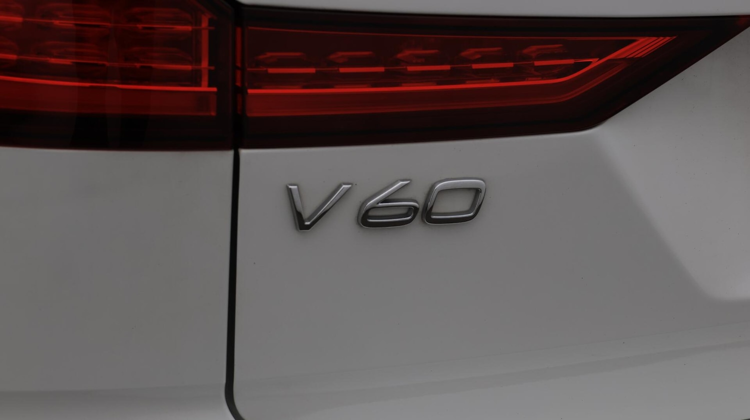 Used Volvo V60 2021 for sale - 76337373: Photo 21