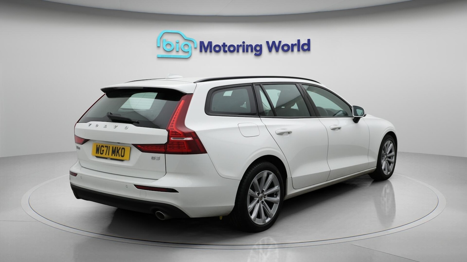 Used Volvo V60 2021 for sale - 76337373: Photo 8