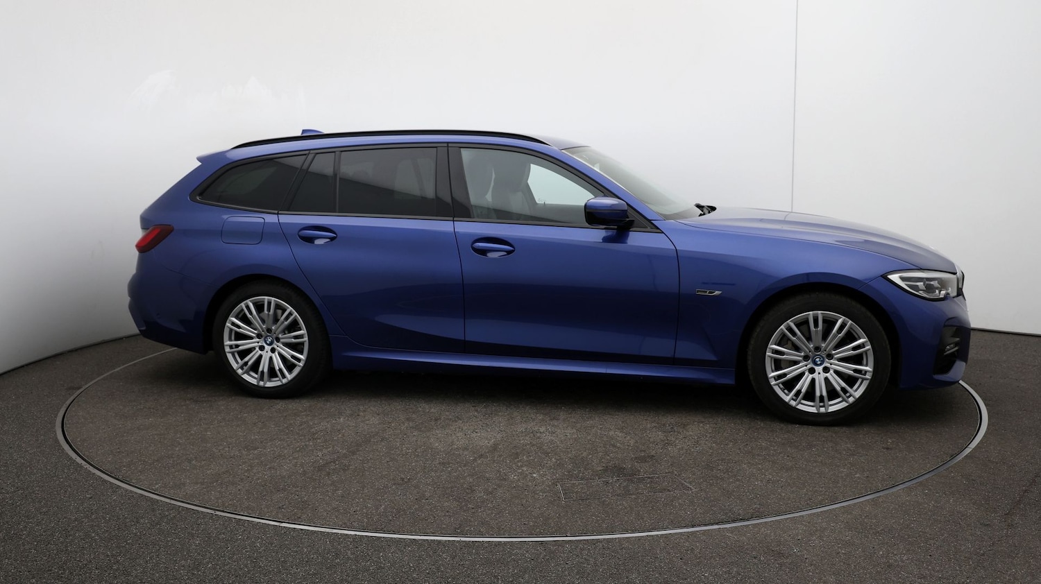 Used BMW 3 Series 2021 for sale - 76808943: Photo 42