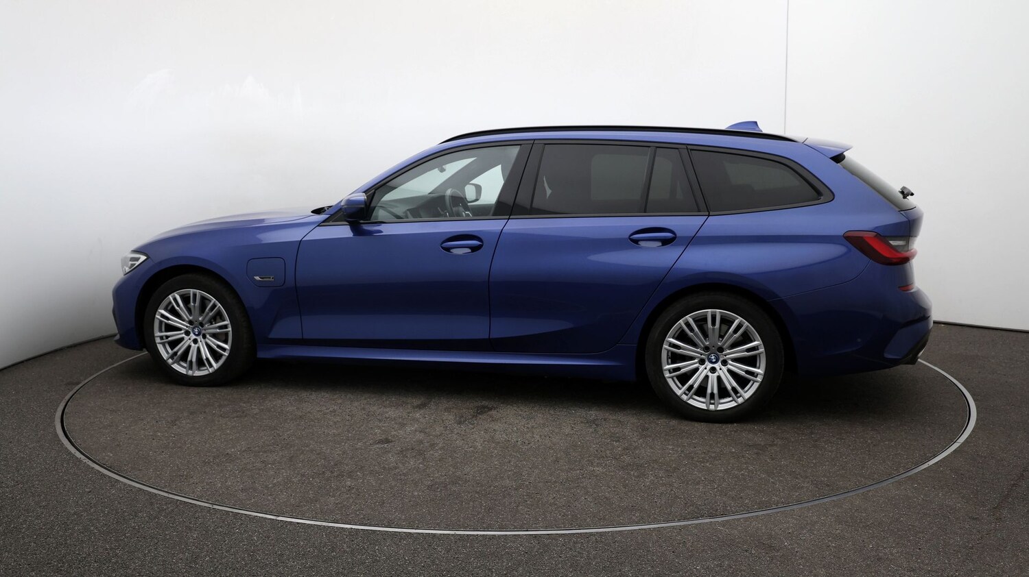 Used BMW 3 Series 2021 for sale - 76808943: Photo 52