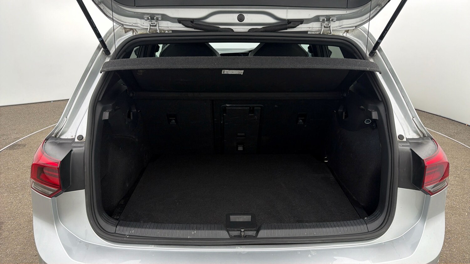 Used Volkswagen Golf 2023 for sale - 77961884: Photo 16