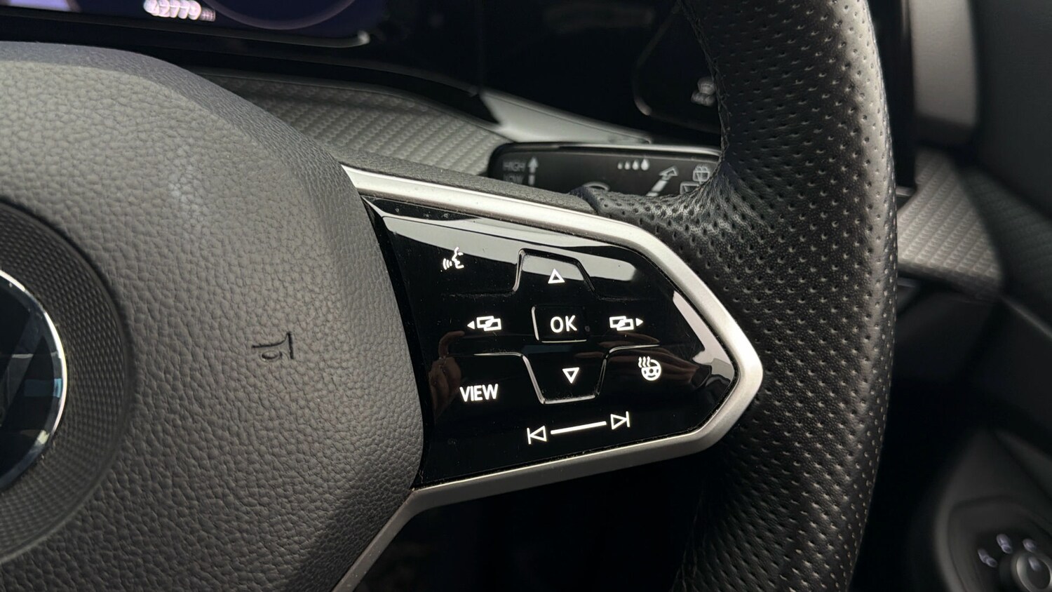 Used Volkswagen Golf 2023 for sale - 77961884: Photo 23