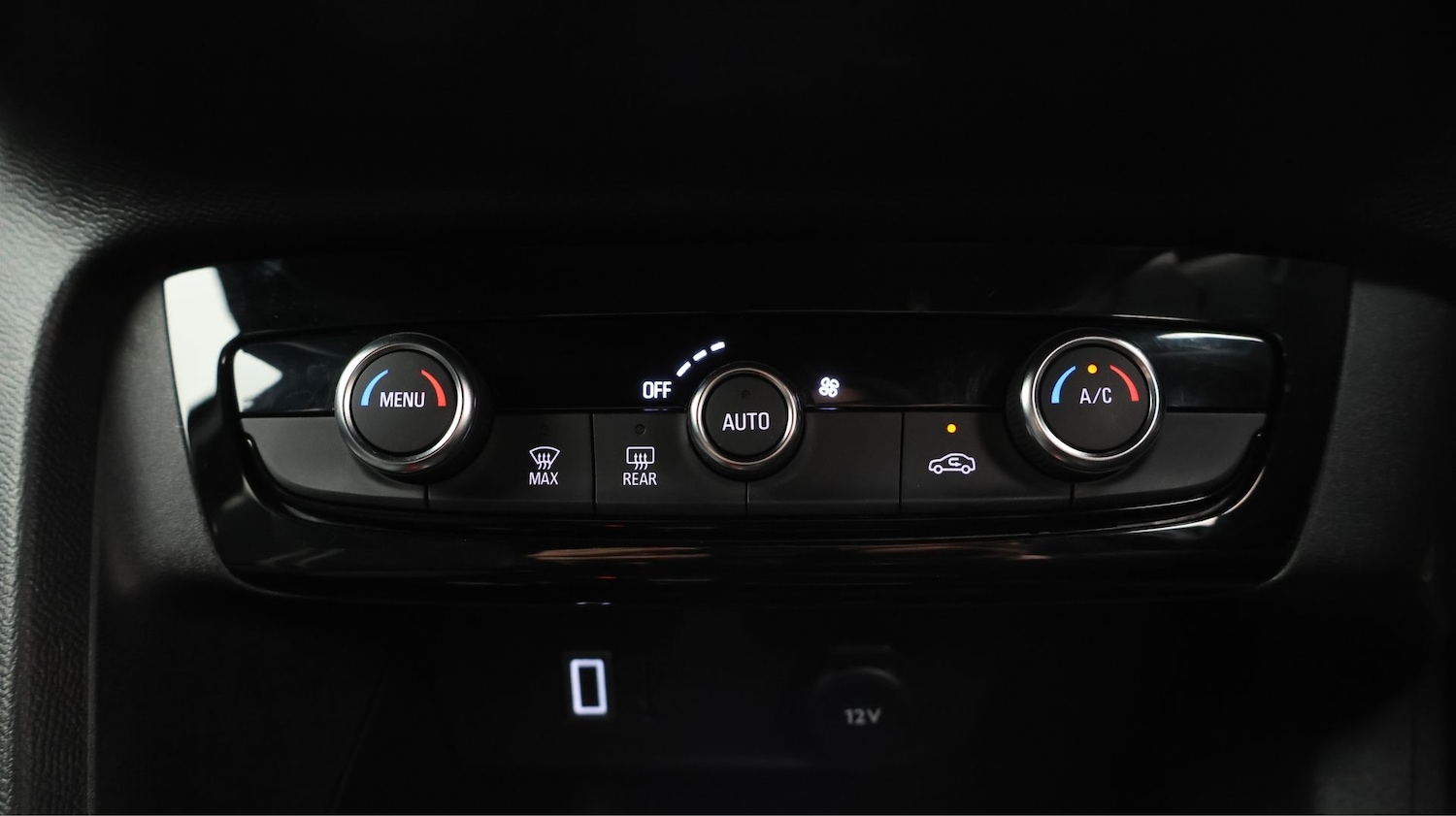 Used Vauxhall Corsa 2023 for sale - 77688936: Photo 12