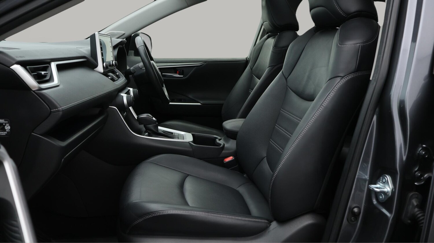 Used Toyota RAV4 2022 for sale - 76307469: Photo 15