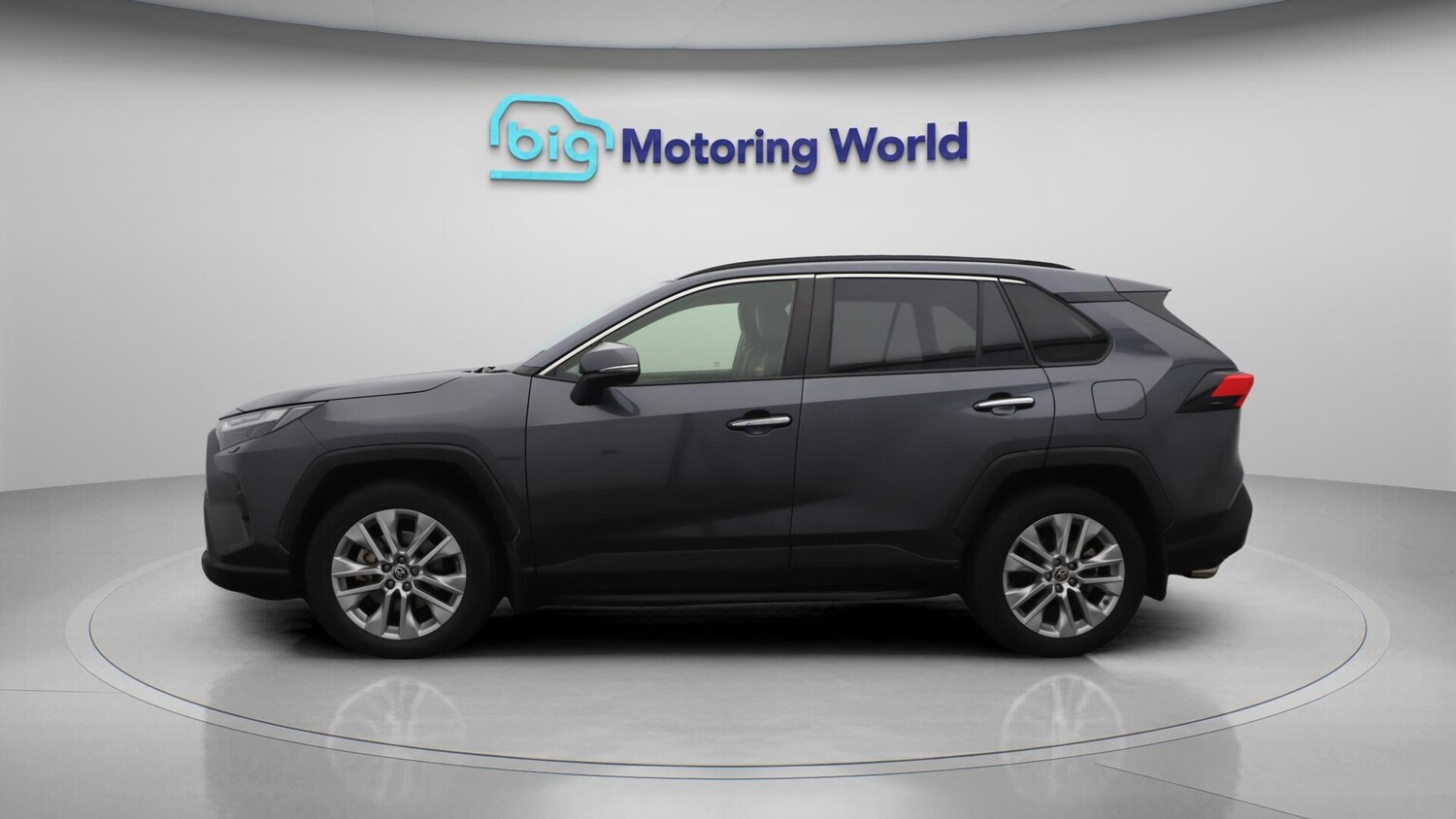 Used Toyota RAV4 2022 for sale - 76307469: Photo 5