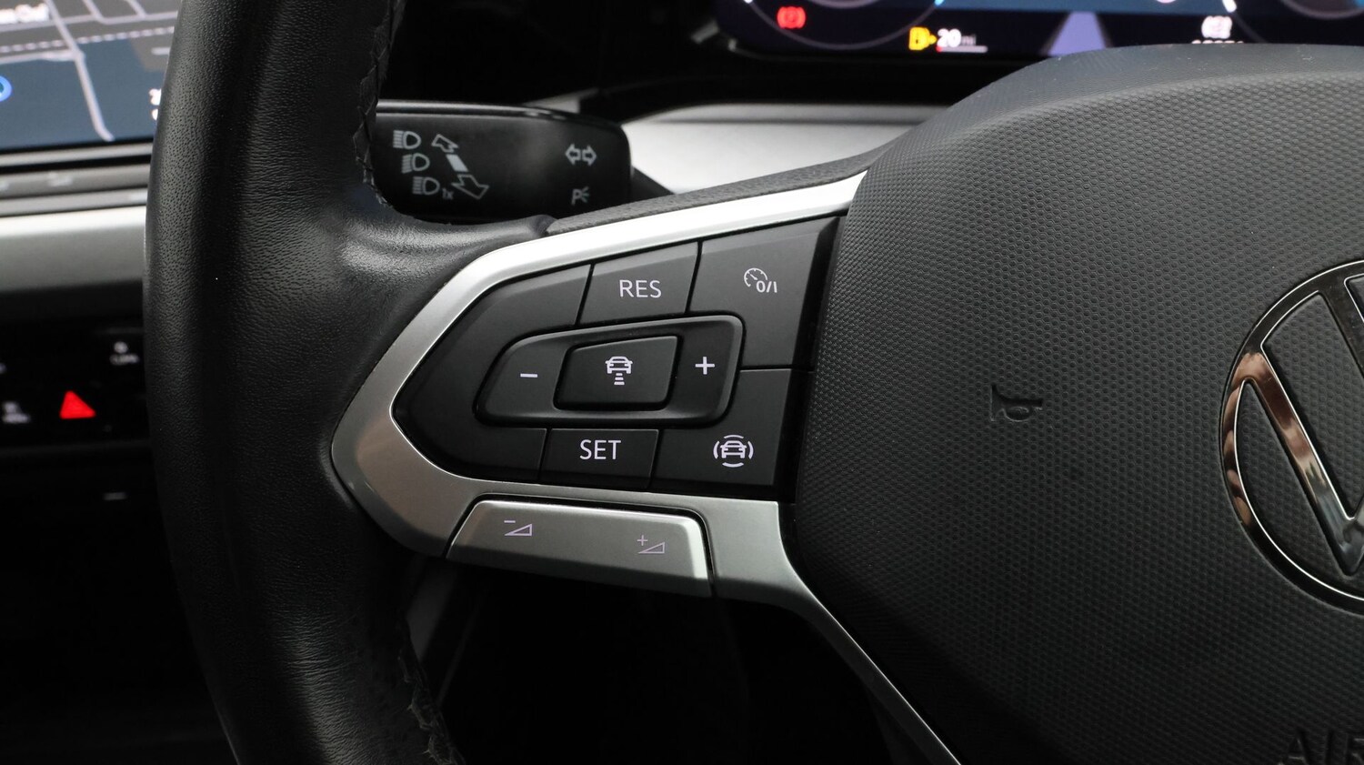 Used Volkswagen Golf 2023 for sale - 77649205: Photo 25