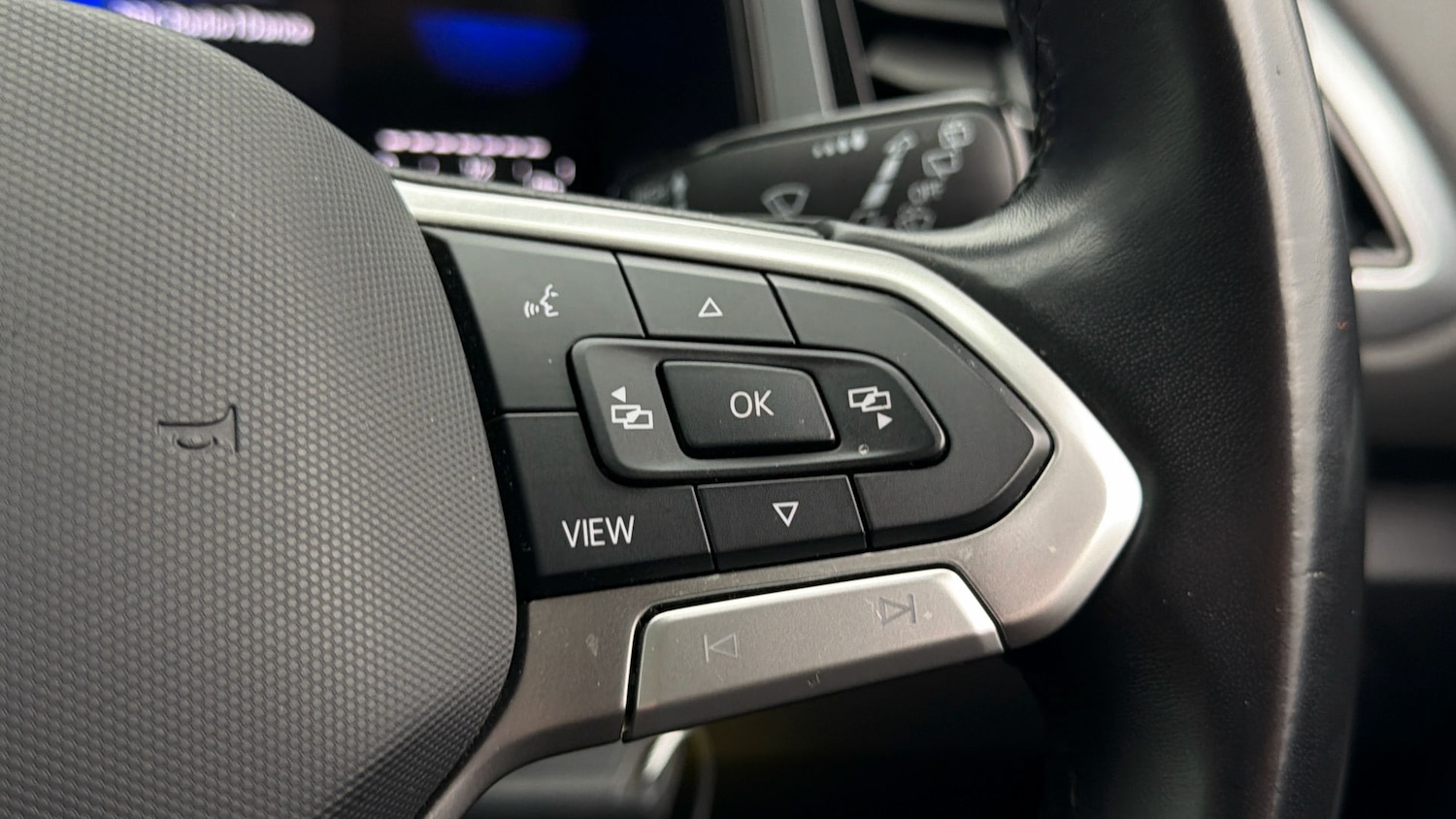 Used Volkswagen T-Roc 2023 for sale - 78001584: Photo 24