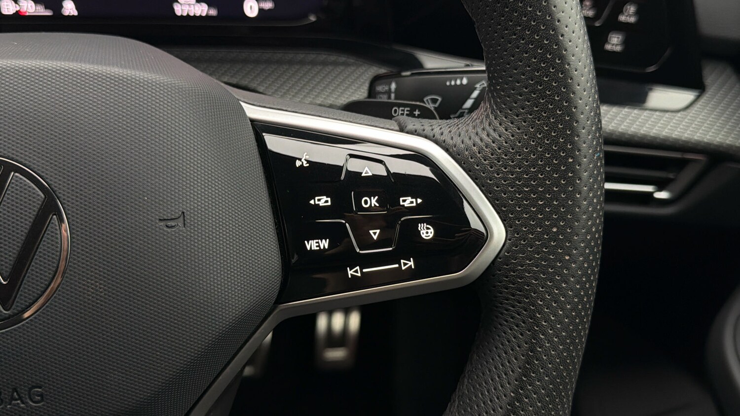 Used Volkswagen Golf 2023 for sale - 77842619: Photo 23