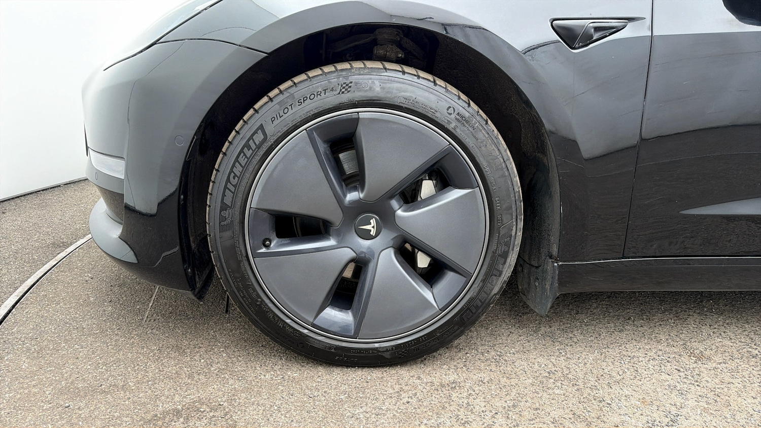 Used Tesla Model 3 2022 for sale - 78067323: Photo 17