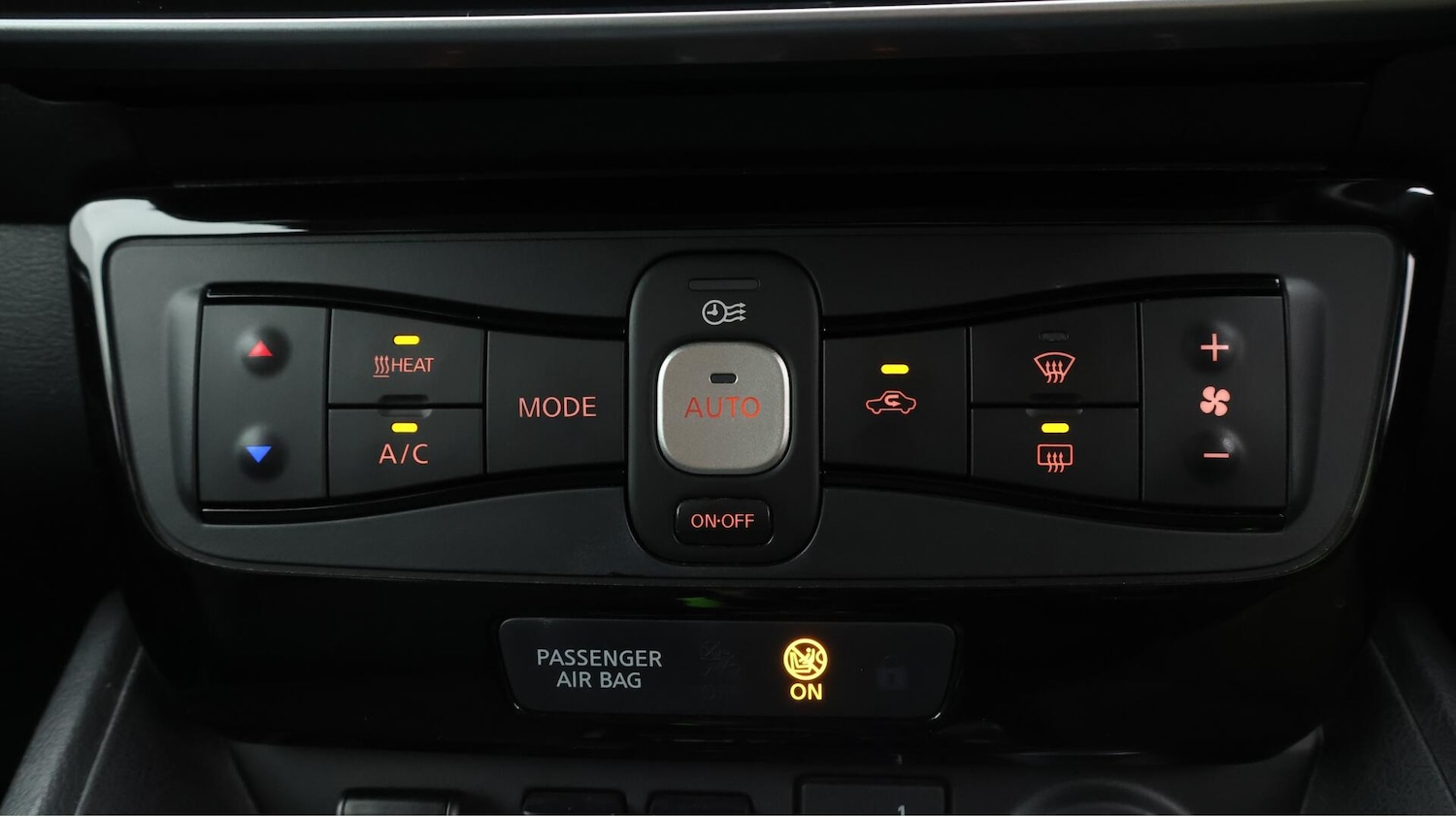 Used Nissan Leaf 2021 for sale - 76766031: Photo 13