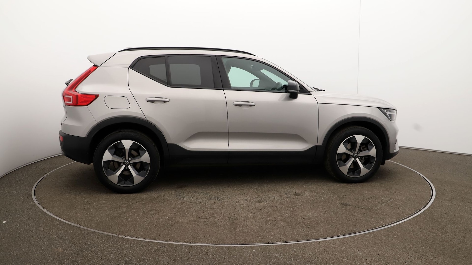 Used Volvo XC40 2022 for sale - 76808671: Photo 43