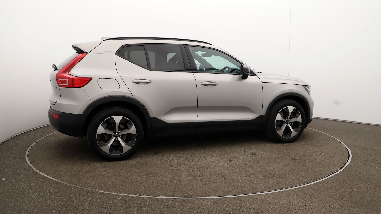 Used Volvo XC40 2022 for sale - 76808671: Photo 44