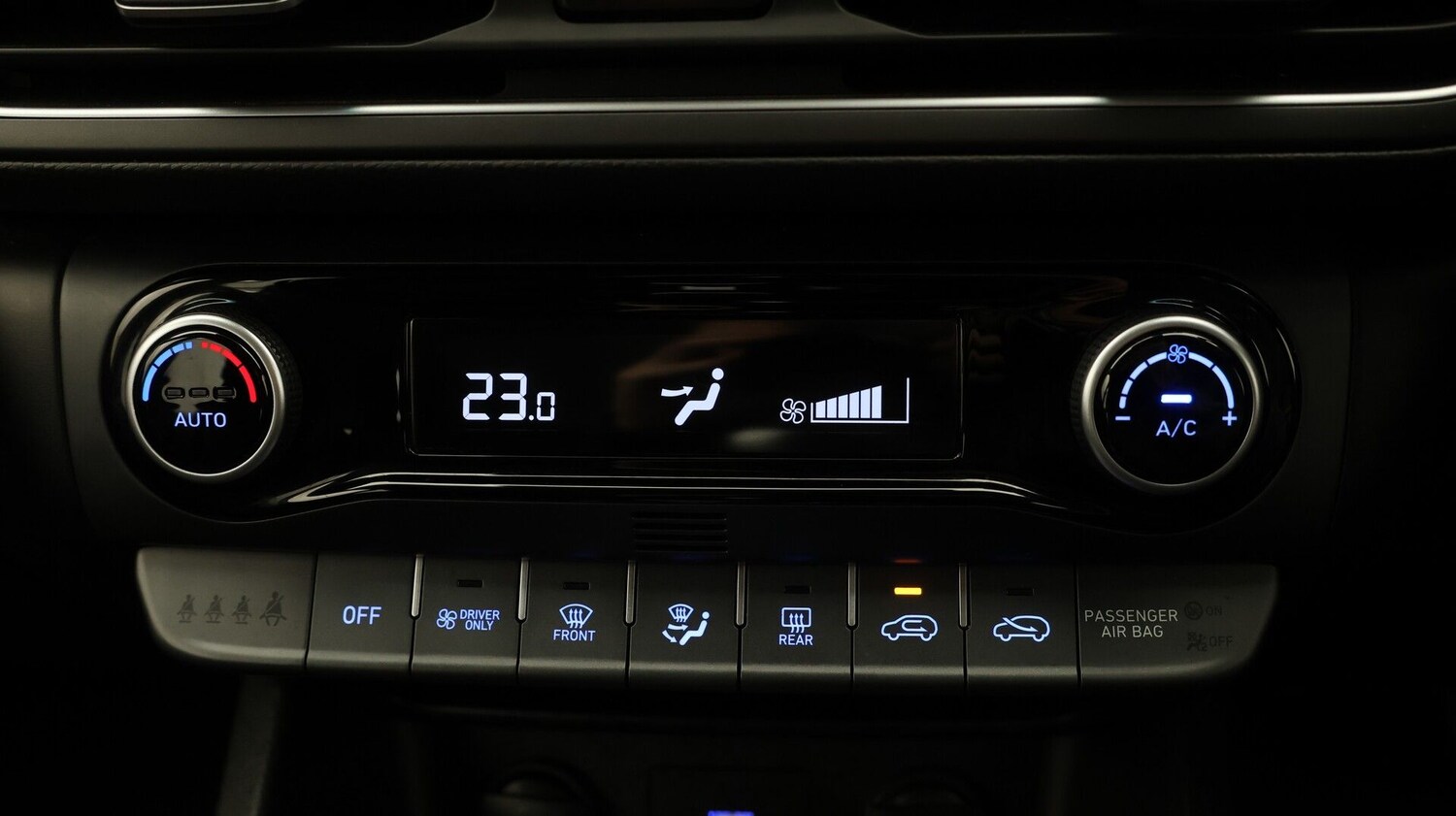 Used Hyundai KONA 2023 for sale - 77589951: Photo 12