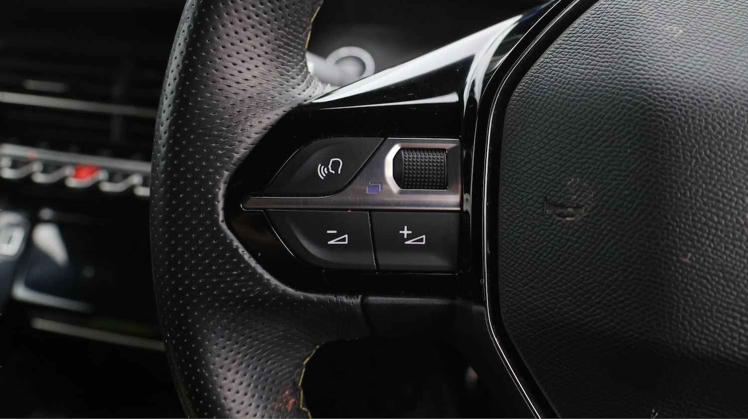 Used Peugeot 2008 2021 for sale - 77435014: Photo 24