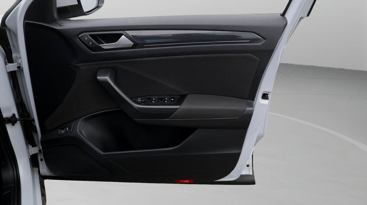 Used Volkswagen T-Roc 2020 for sale - 77616926: Photo 15