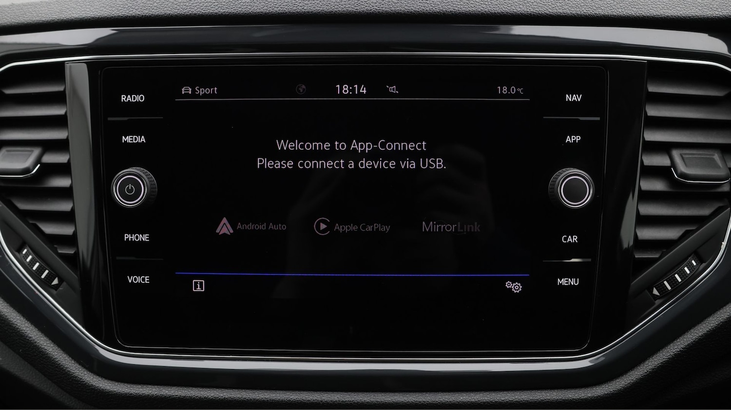 Used Volkswagen T-Roc 2020 for sale - 77616926: Photo 25