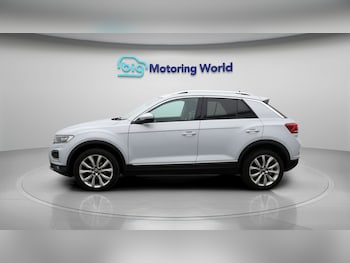 Used Volkswagen T-Roc 2020 for sale - 77616926: Photo