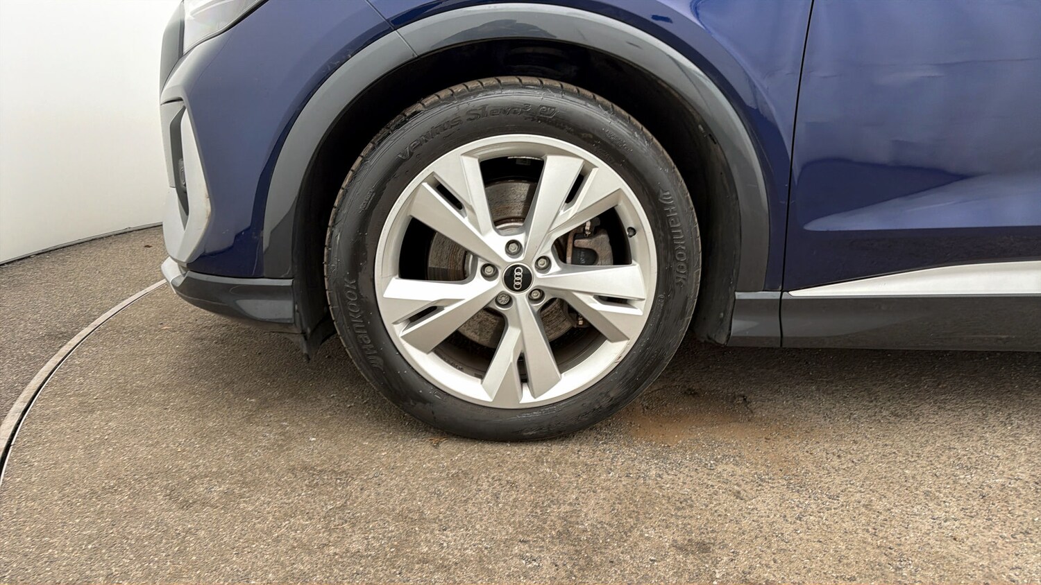 Used Audi Q4 e-tron for sale - 77812667: Photo 17