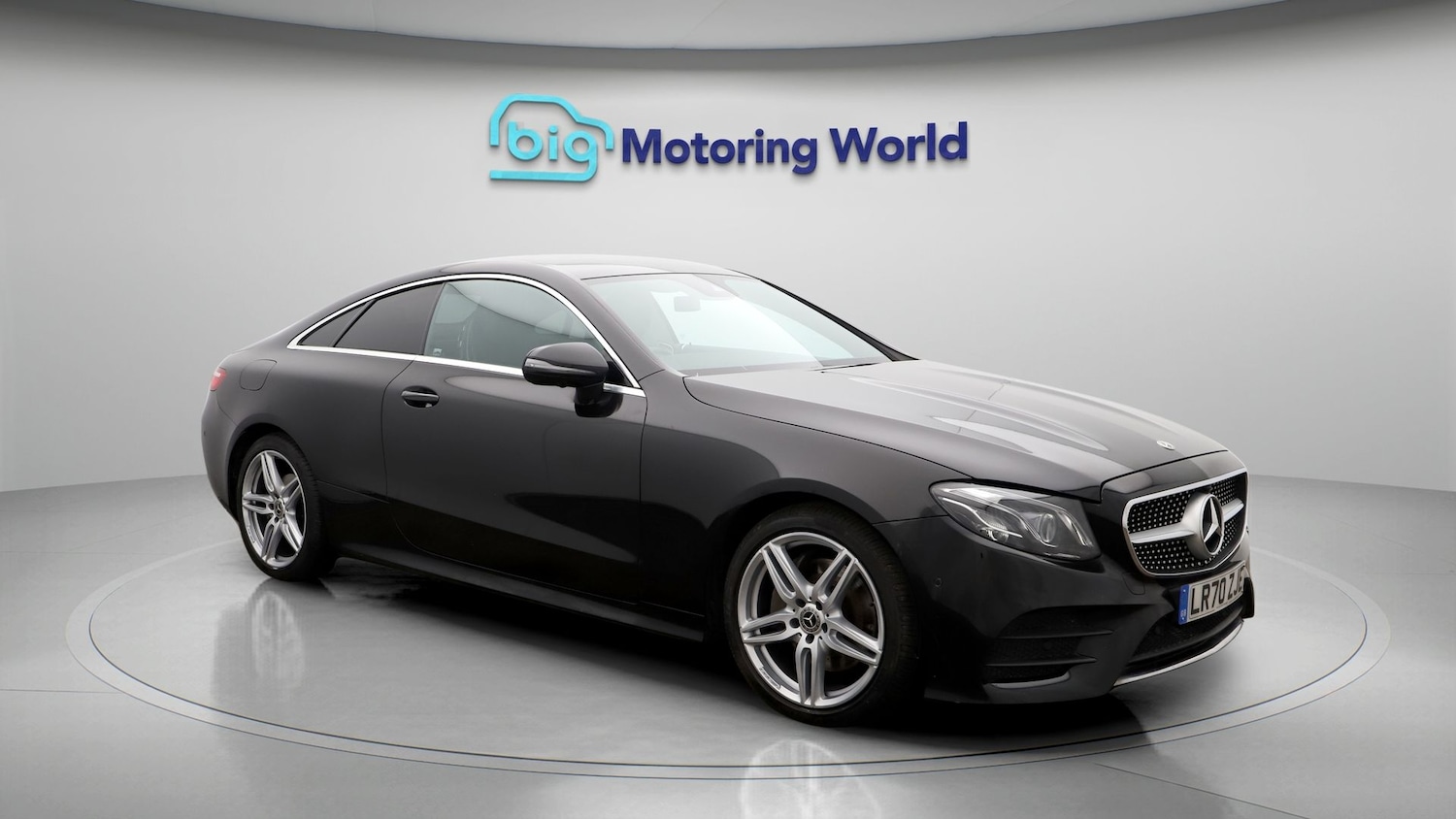 Used Mercedes-Benz E Class 2020 for sale - 77668342: Photo 1