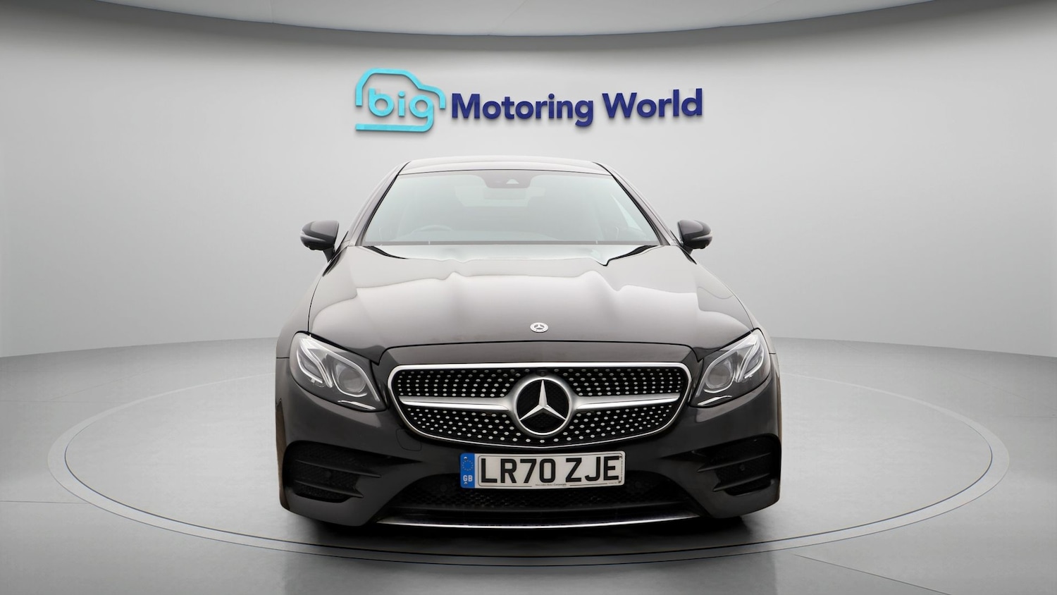 Used Mercedes-Benz E Class 2020 for sale - 77668342: Photo 2