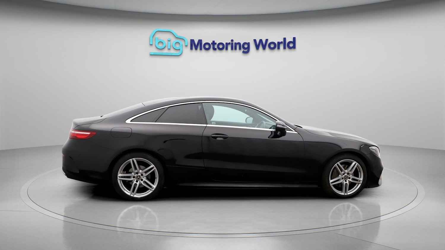 Used Mercedes-Benz E Class 2020 for sale - 77668342: Photo 8