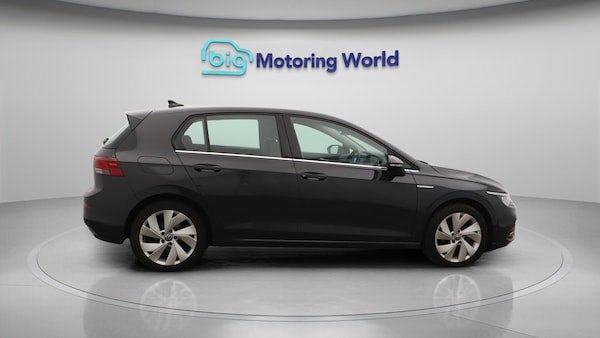 Used Volkswagen Golf 2021 for sale - 76227963: Photo 9