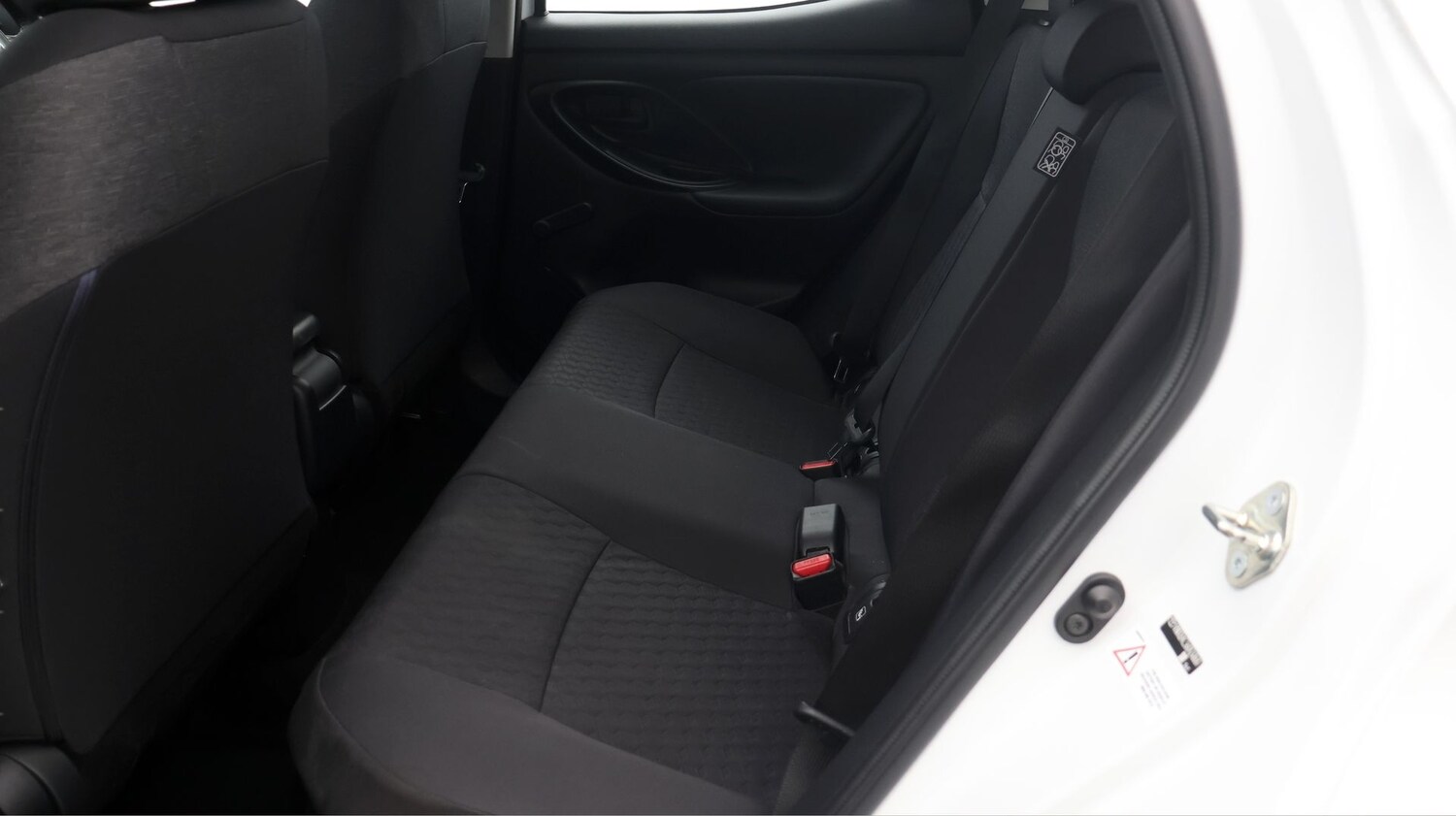 Used Toyota Yaris 2022 for sale - 77567312: Photo 16