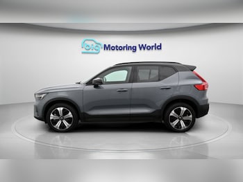 Used Volvo XC40 2023 for sale - 79476788: Photo