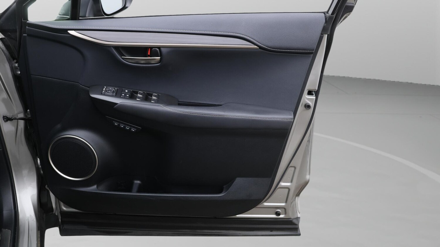 Used Lexus NX 2019 for sale - 76472393: Photo 16