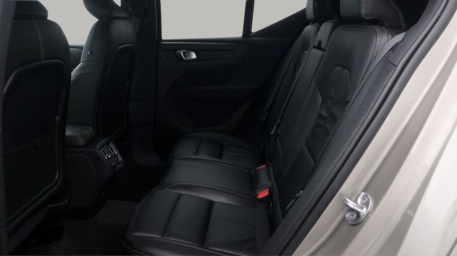 Used Volvo XC40 2021 for sale - 77631150: Photo 16