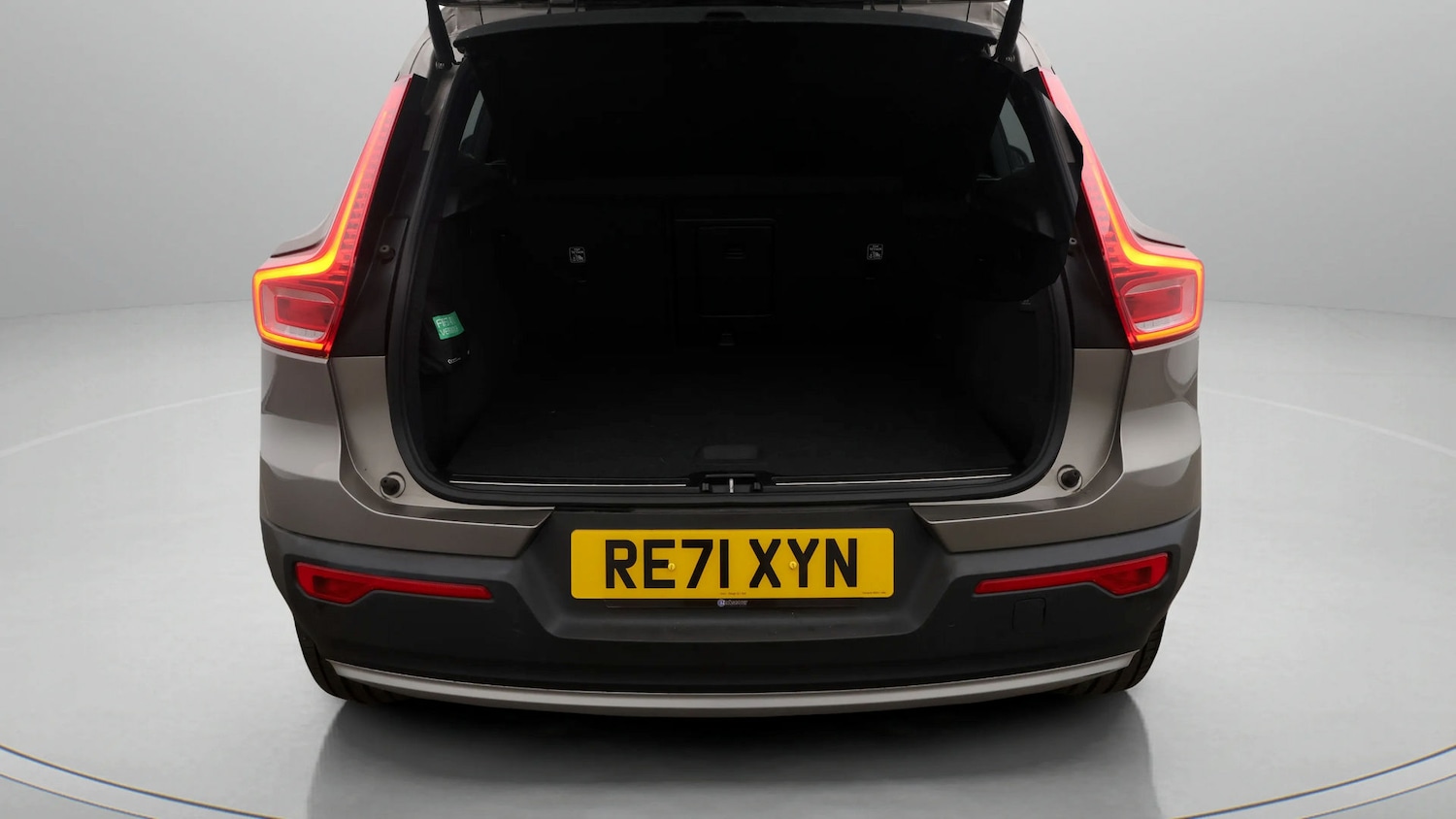 Used Volvo XC40 2021 for sale - 77631150: Photo 17