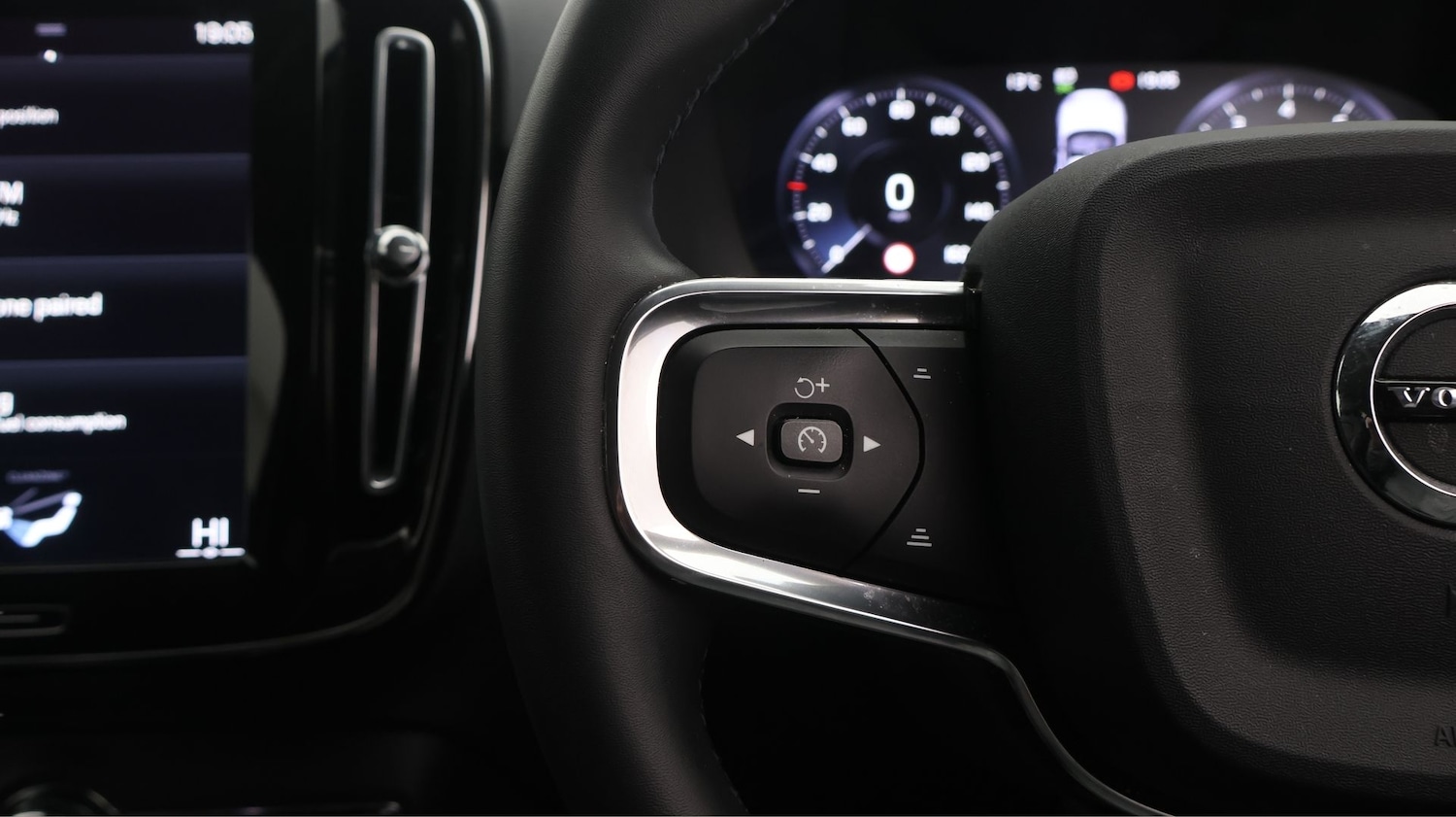 Used Volvo XC40 2021 for sale - 77631150: Photo 22