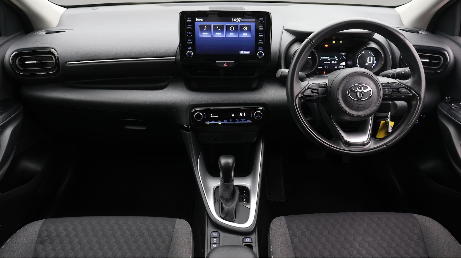 Used Toyota Yaris 2023 for sale - 77654431: Photo 13