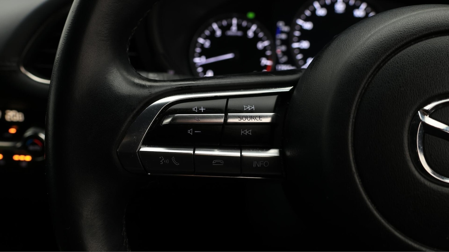 Used Mazda Mazda3 2022 for sale - 76398555: Photo 24