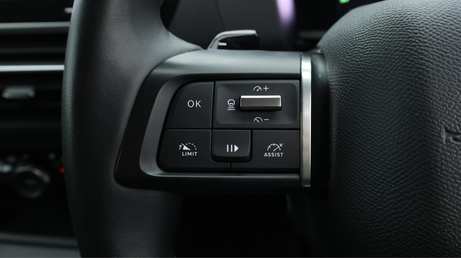 Used Citroen C4 2023 for sale - 75990064: Photo 39