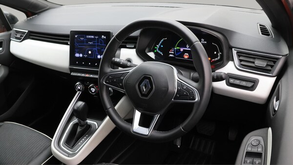 Used Renault Clio 2022 for sale - 76337393: Photo 10