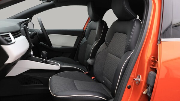 Used Renault Clio 2022 for sale - 76337393: Photo 15