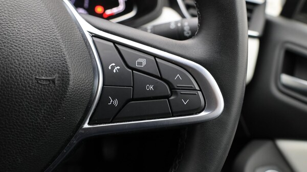 Used Renault Clio 2022 for sale - 76337393: Photo 26
