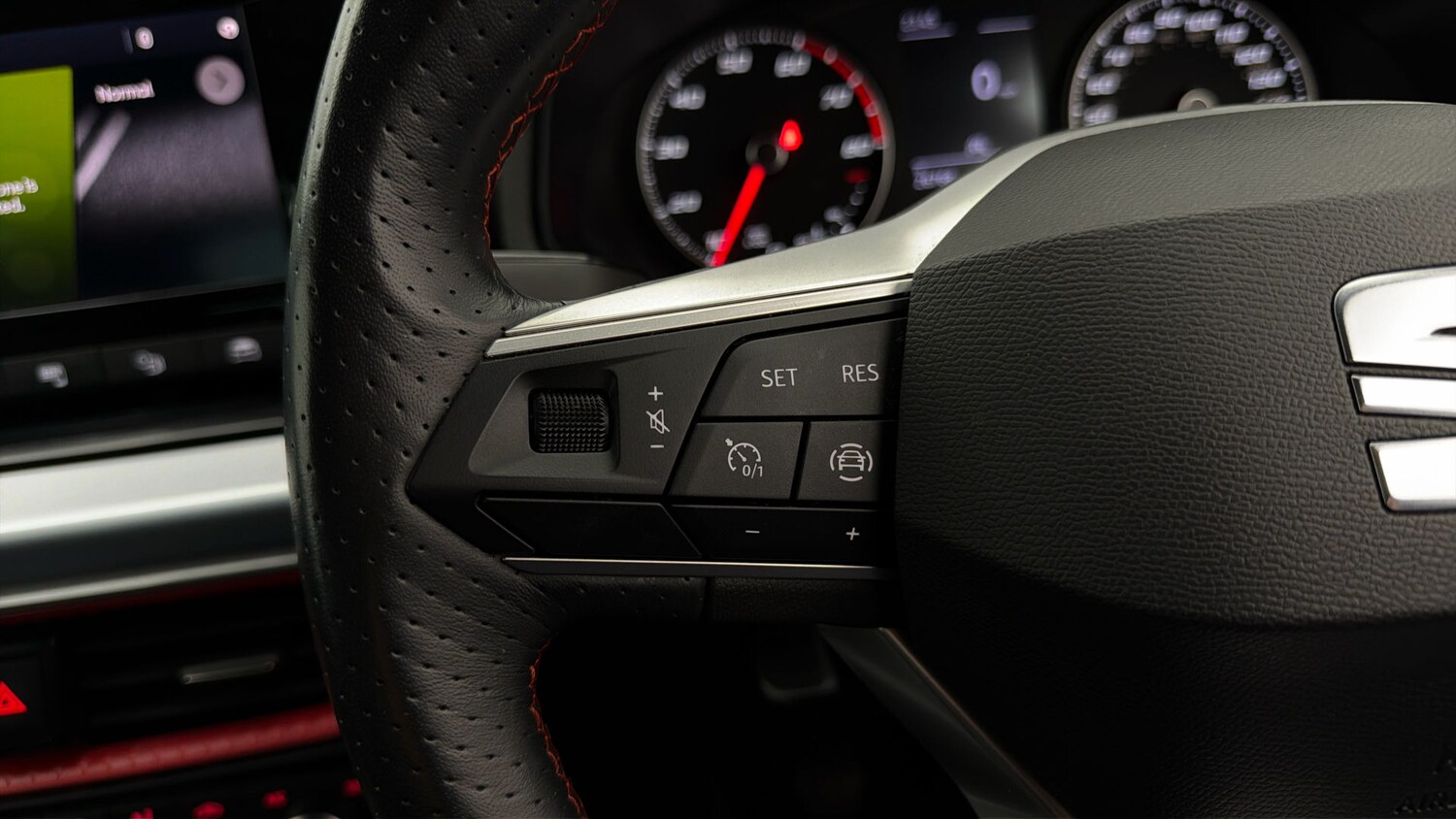 Used SEAT Arona 2023 for sale - 77931890: Photo 23