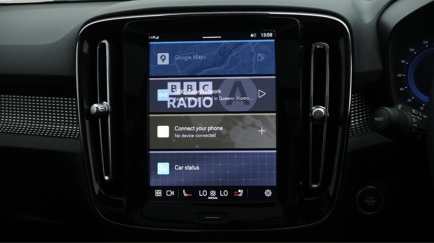 Used Volvo XC40 2023 for sale - 75990881: Photo 12