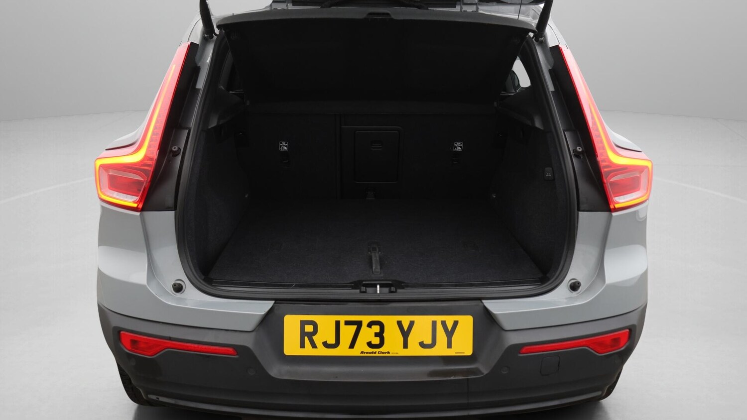 Used Volvo XC40 2023 for sale - 75990881: Photo 18