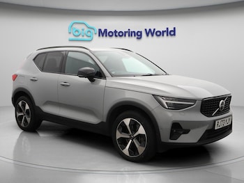 Used Volvo XC40 2023 for sale - 75990881: Photo